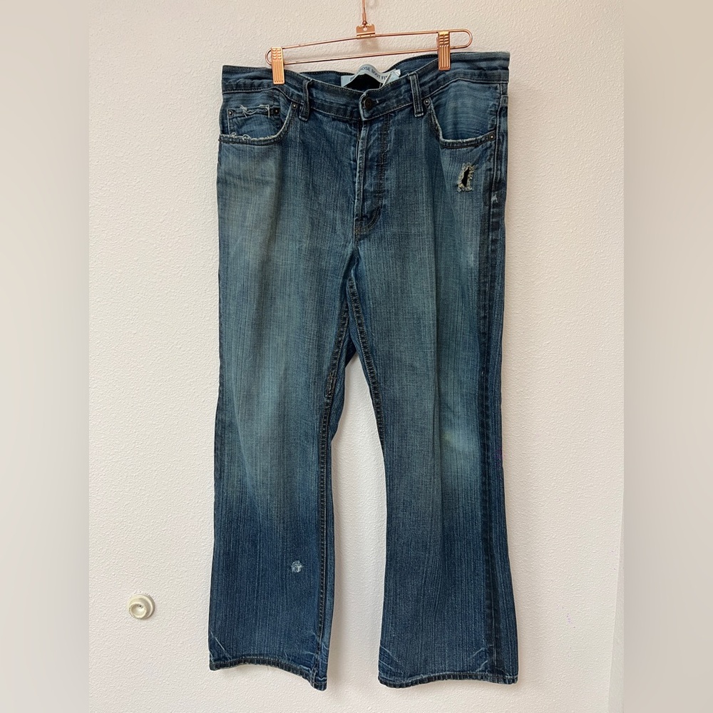 GAP Men's Faded Blue Bootcut Jeans Size 34x30